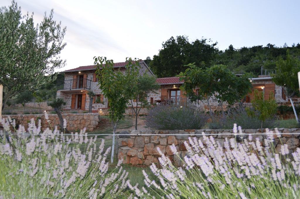 Villa Mara - Secluded House With Breathtaking View- Seline, Starigrad Paklenica Екстер'єр фото