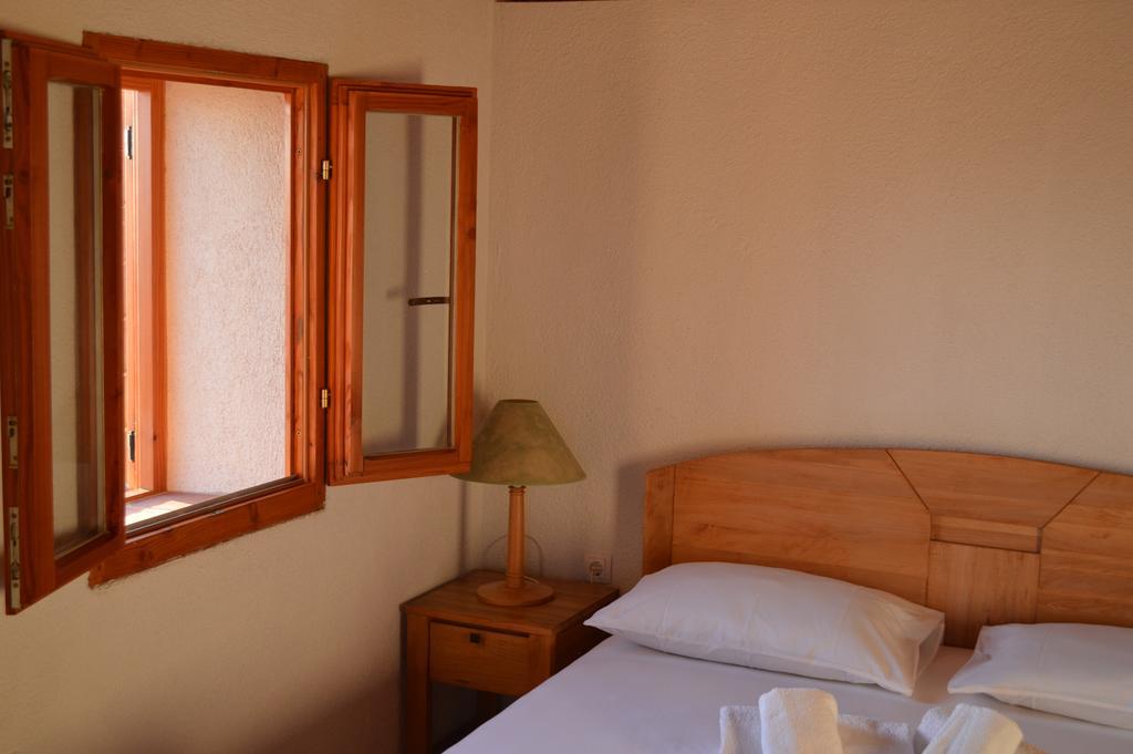 Villa Mara - Secluded House With Breathtaking View- Seline, Starigrad Paklenica Екстер'єр фото