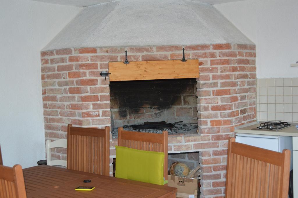 Villa Mara - Secluded House With Breathtaking View- Seline, Starigrad Paklenica Екстер'єр фото