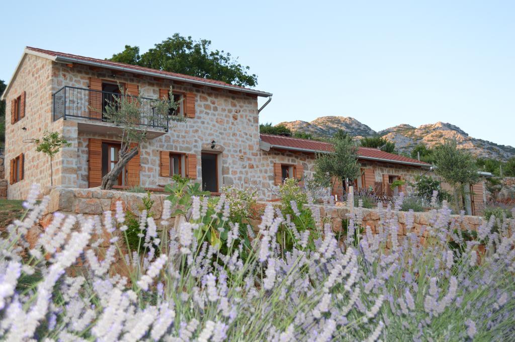 Villa Mara - Secluded House With Breathtaking View- Seline, Starigrad Paklenica Екстер'єр фото